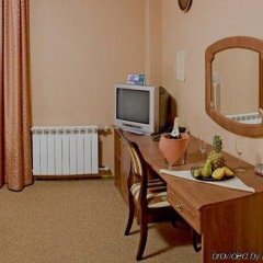 Гостиничный Комплекс Эмеральд в Тольятти 4 отзыва об отеле, цены и фото номеров - забронировать гостиницу Гостиничный Комплекс Эмеральд онлайн удобства в номере фото 2