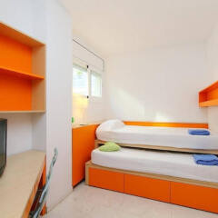 Отель Apartamentos S'Abanell Central Park Испания, Бланес - отзывы, цены и фото номеров - забронировать отель Apartamentos S'Abanell Central Park онлайн сейф в номере
