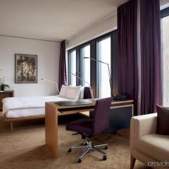 Отель Swissôtel Berlin Германия, Берлин - 2 отзыва об отеле, цены и фото номеров - забронировать отель Swissôtel Berlin онлайн комната для гостей фото 5