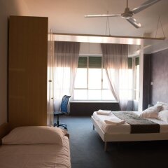 Отель B&B Galleria Del Reno Италия, Болонья - отзывы, цены и фото номеров - забронировать отель B&B Galleria Del Reno онлайн комната для гостей фото 5