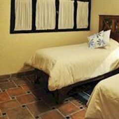 Отель Hotelito de las Colonias Мексика, Гвадалахара - отзывы, цены и фото номеров - забронировать отель Hotelito de las Colonias онлайн комната для гостей фото 3