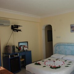 Kusmez Hotel Турция, Алтинкум - отзывы, цены и фото номеров - забронировать отель Kusmez Hotel онлайн удобства в номере