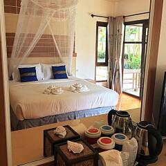 Отель Tonsai Bay Resort в номере