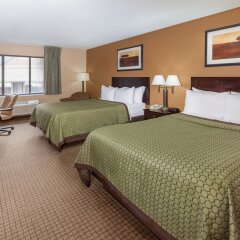 Отель Days Inn and Suites Richfield с домашними животными
