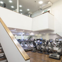 Отель Holiday Inn London Kings Cross / Bloomsbury фитнесс-зал фото 4