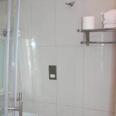 Earls Court Gardens Hotel Лондон ванная фото 2