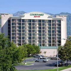 Отель Courtyard by Marriott Los Angeles Pasadena/Monrovia парковка