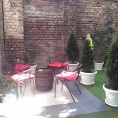 Authentic Belgrade Centre Hostel спортивное сооружение