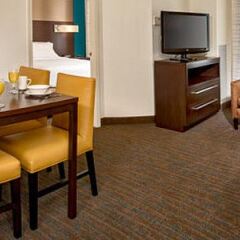 Отель Residence Inn by Marriott Washington, DC/Dupont Circle США, Вашингтон - отзывы, цены и фото номеров - забронировать отель Residence Inn by Marriott Washington, DC/Dupont Circle онлайн комната для гостей фото 4