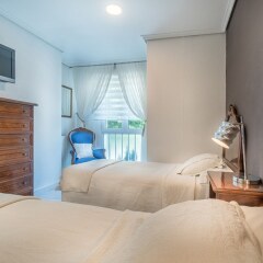 Отель Apartamentos Las Brisas Испания, Сантандер - отзывы, цены и фото номеров - забронировать отель Apartamentos Las Brisas онлайн комната для гостей фото 5