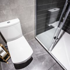 Отель Hola Rooms ванная