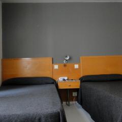 Отель Hostal Lami комната для гостей фото 9