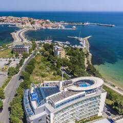 Отель SOL Marina Palace Болгария, Несебр - отзывы, цены и фото номеров - забронировать отель SOL Marina Palace онлайн пляж