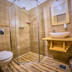 La Maisonnette in Brasov, Romania from 51$, photos, reviews - zenhotels.com bathroom
