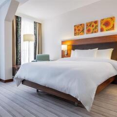 Отель Hilton Garden Inn Ufa Riverside Уфа комната для гостей фото 3