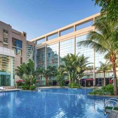 Отель St.Helen Shenzhen Bauhinia Hotel Китай, Шэньчжэнь - отзывы, цены и фото номеров - забронировать отель St.Helen Shenzhen Bauhinia Hotel онлайн бассейн