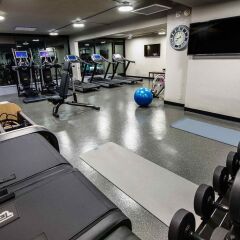 Отель MOXY Phoenix Tempe/ASU Area фитнесс-зал