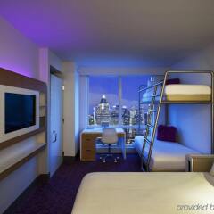 Отель YOTEL New York Times Square США, Нью-Йорк - отзывы, цены и фото номеров - забронировать отель YOTEL New York Times Square онлайн комната для гостей фото 2