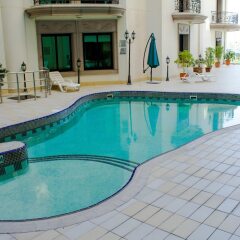 Al Waleed Palace Hotel Apartments Oud Metha бассейн фото 2