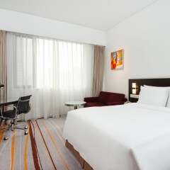 Отель Holiday Inn Express Chengdu Gulou комната для гостей фото 6