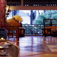Отель Thavorn Beach Village Resort & Spa Phuket Таиланд, Пхукет - 4 отзыва об отеле, цены и фото номеров - забронировать отель Thavorn Beach Village Resort & Spa Phuket онлайн интерьер отеля