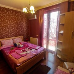 Отель Family Hotel Parajanov Грузия, Тбилиси - отзывы, цены и фото номеров - забронировать отель Family Hotel Parajanov онлайн сейф в номере