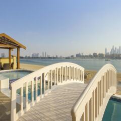 Отель Bespoke Residences-Luxury Frond A Villas