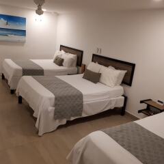 Отель Brisas 10 Beachside Suites комната для гостей фото 2