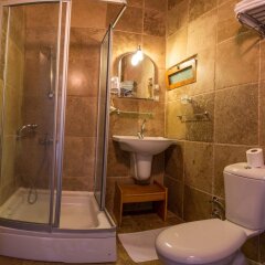 Kirkit Hotel ванная