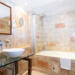 Victoria Crown Plaza Hotel Лагос