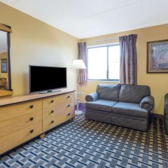Отель Days Inn Hurstbourne комната для гостей фото 4