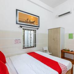 Отель OYO 451 Bong House Homestay 2 Хойан