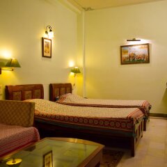 Arya Niwas in Jaipur, India from 45$, photos, reviews - zenhotels.com