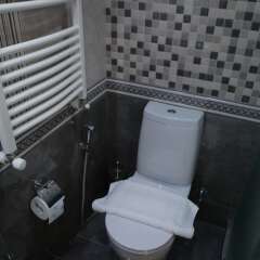 4 Room Hotel ванная фото 2