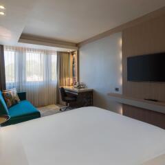 DoubleTree by Hilton Hotel Istanbul - Sirkeci 4* Стандартный семейный номер с двуспальной кроватью