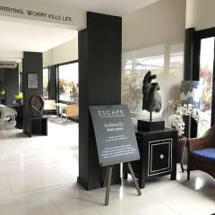 Отель Escape Boutique @ Sathorn Terrace спа