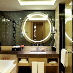 Отель Crowne Plaza Guangzhou Huadu ванная фото 2