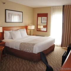 Отель La Quinta Inn & Suites by Wyndham Minneapolis Bloomington W США, Блумингтон - отзывы, цены и фото номеров - забронировать отель La Quinta Inn & Suites by Wyndham Minneapolis Bloomington W онлайн комната для гостей фото 5