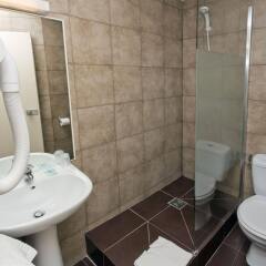 Отель Hipotel Paris Belgrand ванная фото 2