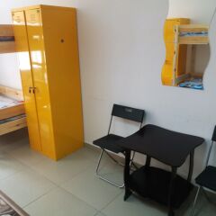Гостиница Hostel Mors в Тюмени 1 отзыв об отеле, цены и фото номеров - забронировать гостиницу Hostel Mors онлайн Тюмень комната для гостей фото 3