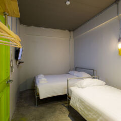 Bloo Hostel Пхукет комната для гостей фото 4