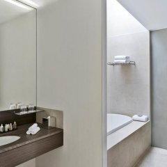 Vienna Marriott Hotel in Vienna, Austria from 275$, photos, reviews - zenhotels.com bathroom
