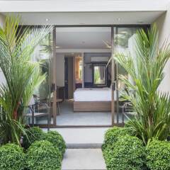 Отель Dewa Phuket Nai Yang Beach интерьер отеля