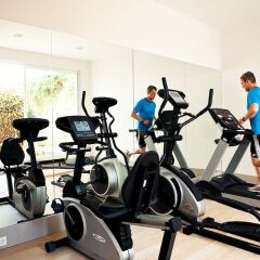 Side Resort Hotel фитнесс-зал
