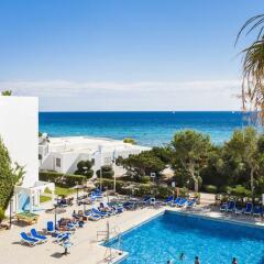 Отель Globales Apartamentos Lord Nelson Эс-Мигхорн-Гран бассейн