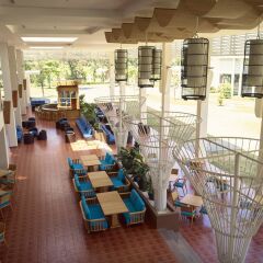 Отель Centara Sandy Beach Resort Danang интерьер отеля