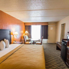 Quality Inn And Suites Riverfront in Palatka, United States of America from 106$, photos, reviews - zenhotels.com guestroom photo 3
