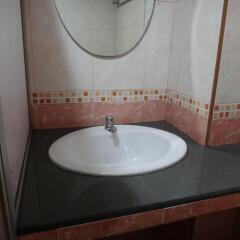 Отель Centella Apartment Таиланд, Бангкок - отзывы, цены и фото номеров - забронировать отель Centella Apartment онлайн ванная