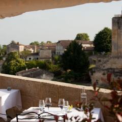 Отель Hostellerie De Plaisance Франция, Сент-Эмильон - отзывы, цены и фото номеров - забронировать отель Hostellerie De Plaisance онлайн балкон