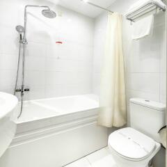 Гостиница Брайтон 4* Стандартный номер с 2 отдельными кроватями